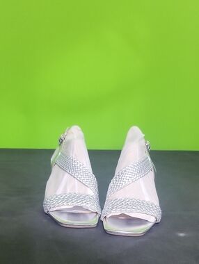 BandolinoWomen's Mizzys Woven Block Heel Size 5M